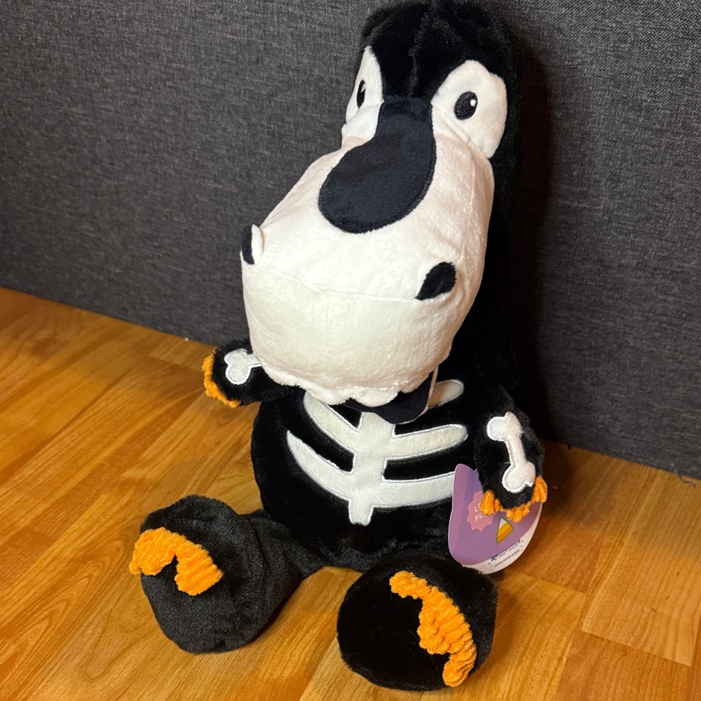 NEW‎ Dino Skeleton 12.5-inch Gigglescape Glow in the Dark T-Rex Stuffed Animal